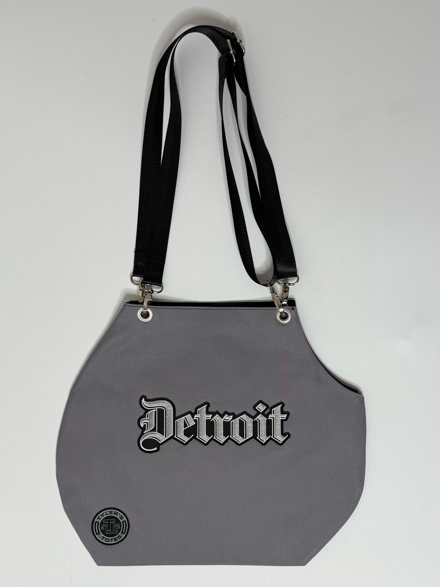 Detroit Cut Out Tote Bag *Grey